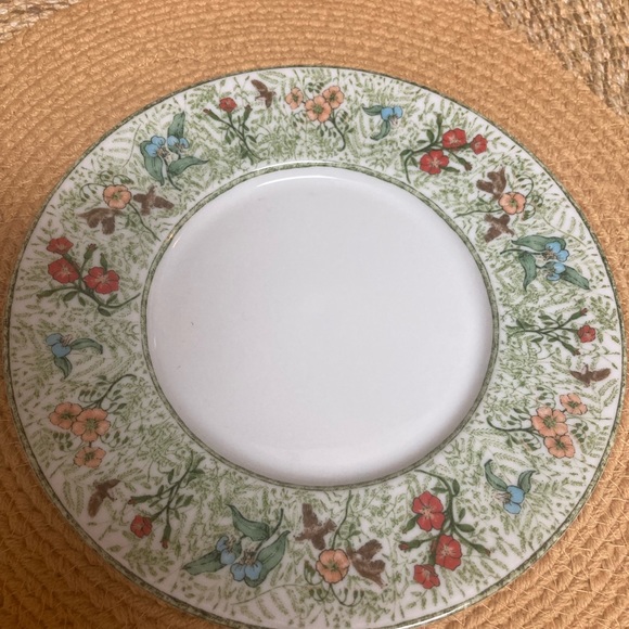 CE Corey China Set - Picture 5 of 7